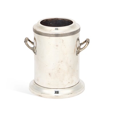 Lot 194 - A SILVER-PLATED SYPHON STAND
