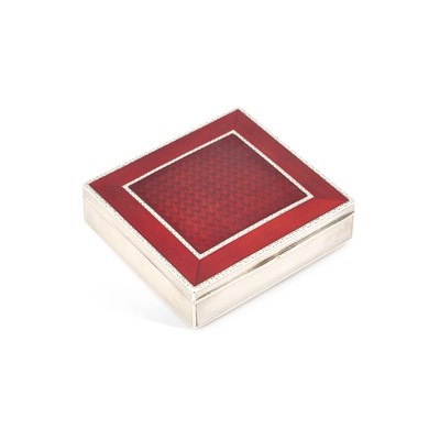 Lot 263 - A SILVER AND ENAMEL CIGARETTE BOX