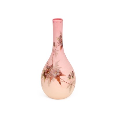 Lot 9 - A THOMAS WEBB QUEEN'S BURMESE WARE GLASS VASE