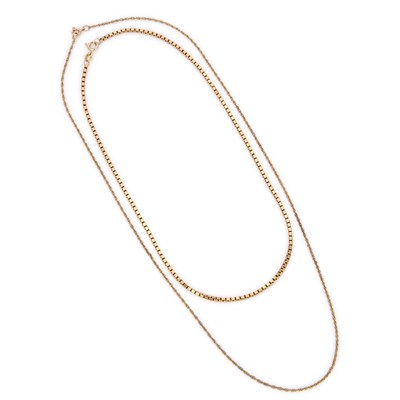 Lot 537 - TWO 9 CARAT GOLD CHAIN NECKLACES