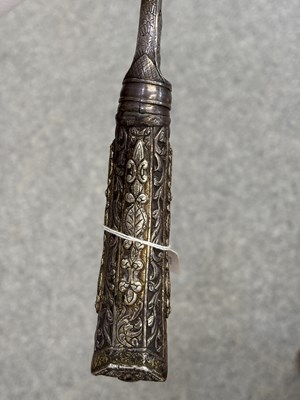 Lot 3 - A SILVER-MOUNTED OTTOMAN YATAGAN
