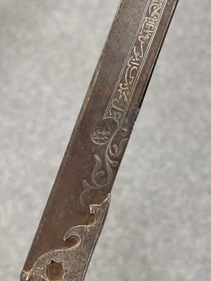 Lot 3 - A SILVER-MOUNTED OTTOMAN YATAGAN
