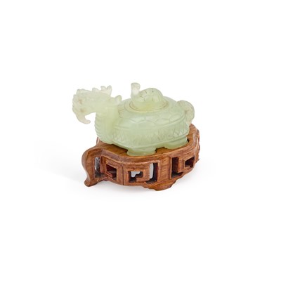 Lot 172 - A CHINESE JADE DRAGON TURTLE BOX AND COVER