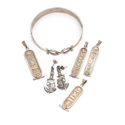 Lot 262 - A GROUP OF EGYPTIAN JEWELLERY