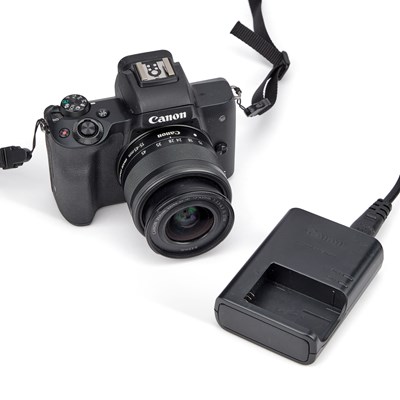 Lot 631 - A CANON EOS M50 MIRRORLESS DIGITAL CAMERA