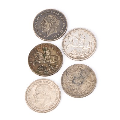 Lot 383 - FIVE GEORGE V 1935 'ROCKING HORSE' CROWN COINS