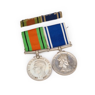 Lot 8 - A POLICE MEDAL PAIR