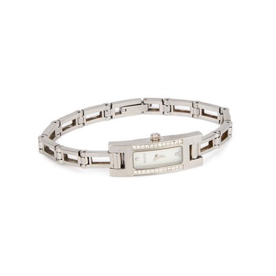 Lot 513 - A LADY'S GUCCI BRACELET WATCH