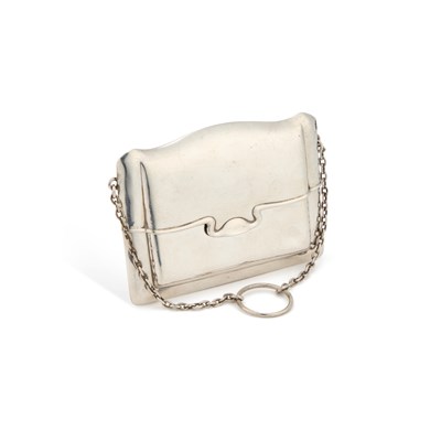 Lot 371 - AN ART NOUVEAU SILVER CALLING CARD CASE
