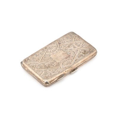Lot 133 - AN EDWARDIAN SILVER CIGARETTE CASE
