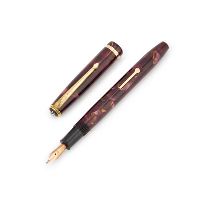 Lot 394 - A CONWAY STEWART 12 FOUNTAIN PEN