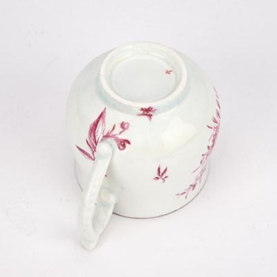 Lot 68 - A CHELSEA COFFEE CUP