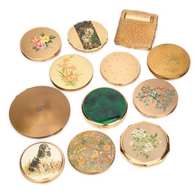Lot 434 - A GROUP OF STRATTON COMPACTS