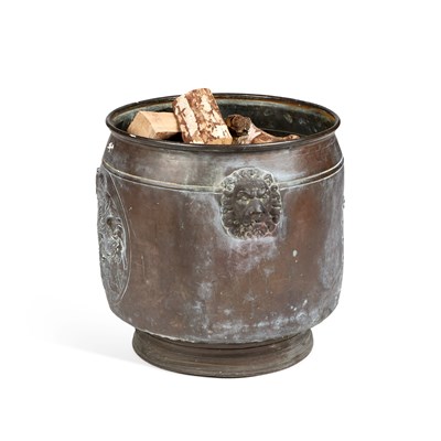 Lot 178 - A LARGE VICTORIAN COPPER LOG BIN