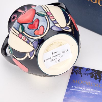 Lot 89 - A MOORCROFT POTTERY TWO-HANDLED VASE