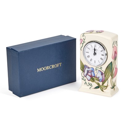 Lot 108 - A MOORCROFT POTTERY CLOCK