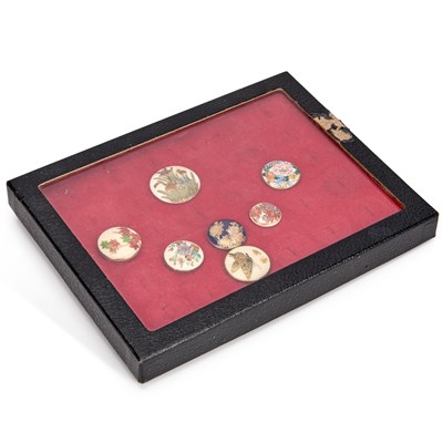 Lot 89 - A COLLECTION OF SEVEN JAPANESE SATSUMA POTTERY BUTTONS