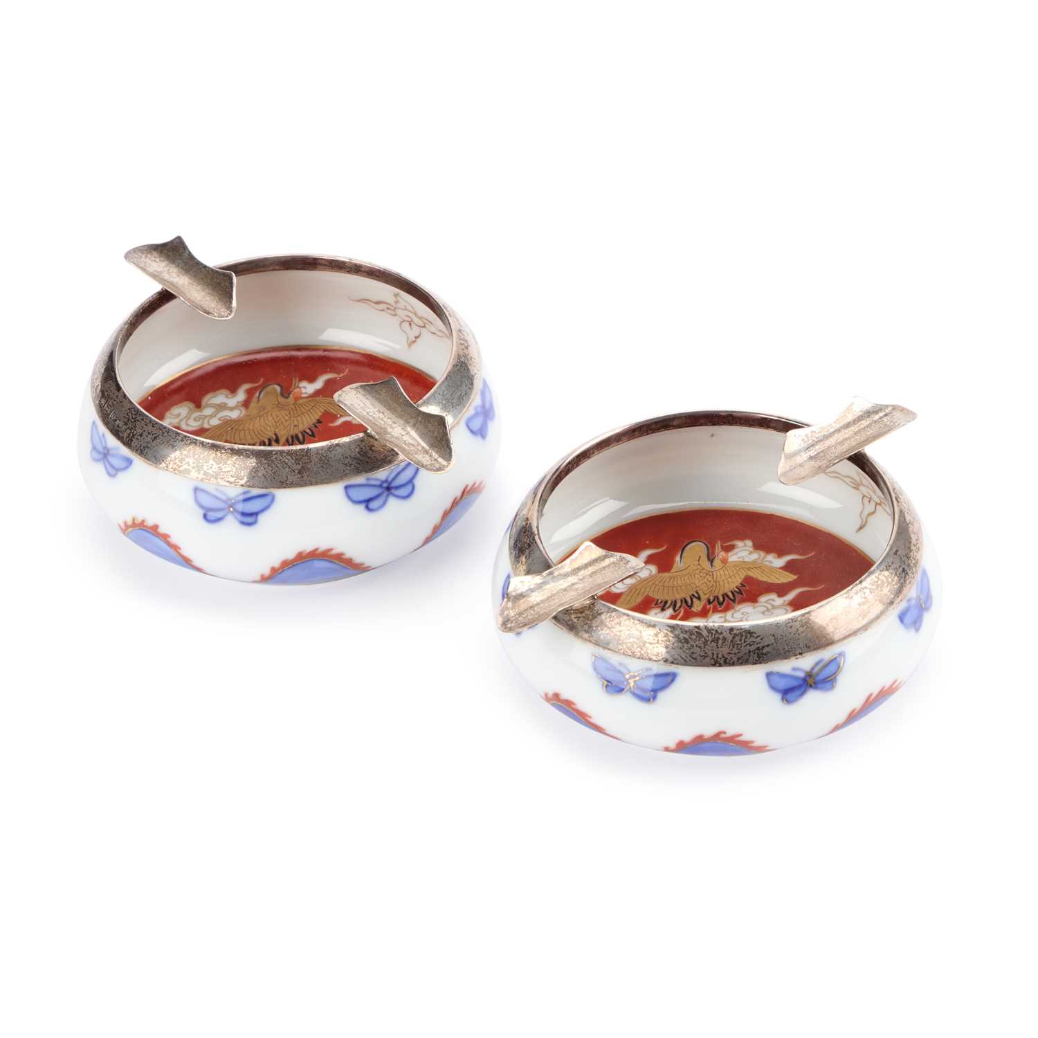 Lot 104 - A PAIR OF JAPANESE FUKAGAWA PORCELAIN AND ENGLISH SILVER ASHTRAYS