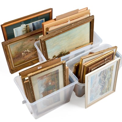 Lot 499 - A LARGE QUANTITY OF FRAMED ARTICLES