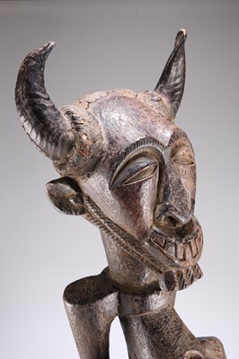 Lot 361 - A LARGE NKISI HORNED FETISH (DEMOCRATIC REPUBLIC OF CONGO)