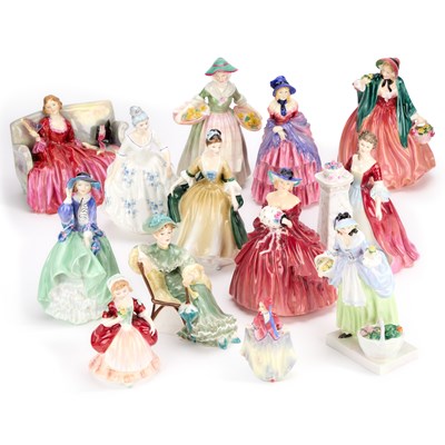 Lot 117 - A GROUP OF THIRTEEN ROYAL DOULTON FIGURES