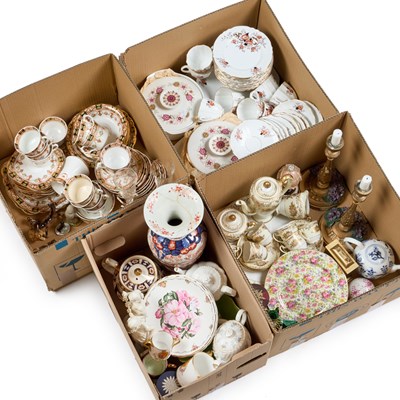 Lot 115 - A LARGE QUANTITY OF CHINA, ETC.