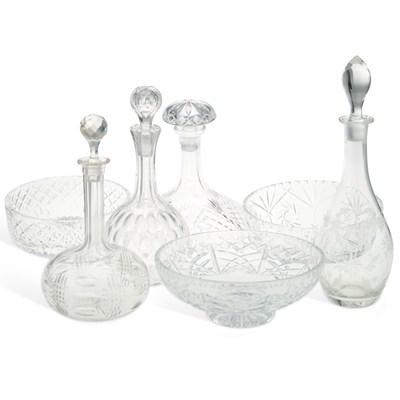 Lot 78 - A GROUP OF GLASS