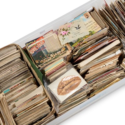 Lot 5 - A LARGE COLLECTION OF 20TH CENTURY AND LATER POSTCARDS