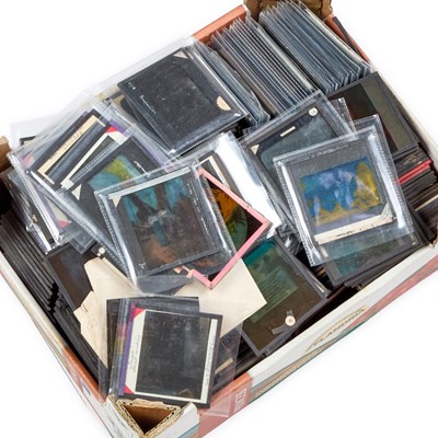 Lot 411 - A LARGE COLLECTION OF GLASS MAGIC LANTERN PHOTOGRAPHIC SLIDES