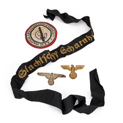Lot 26 - A GROUP OF GERMAN MILITARIA