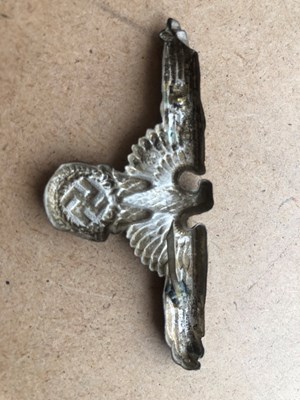 Lot 26 - A GROUP OF GERMAN MILITARIA