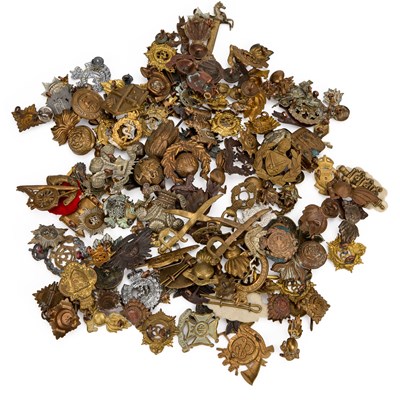 Lot 16 - A GROUP OF COLLAR BADGES