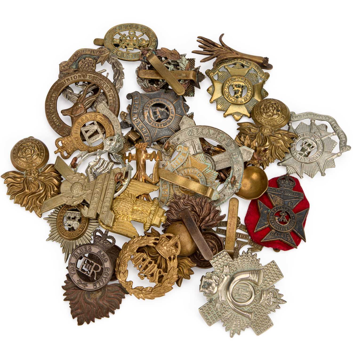 Lot 23 - A GROUP OF MILITARY CAP BADGES