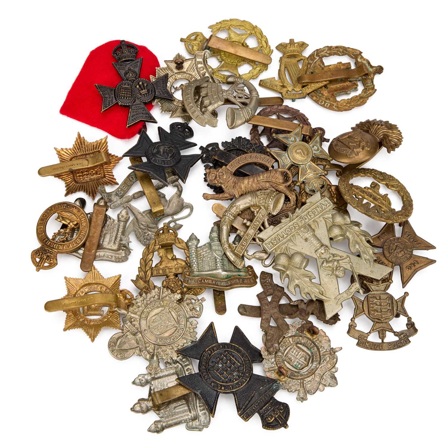 Lot 25 - A GROUP OF MILITARY CAP BADGES