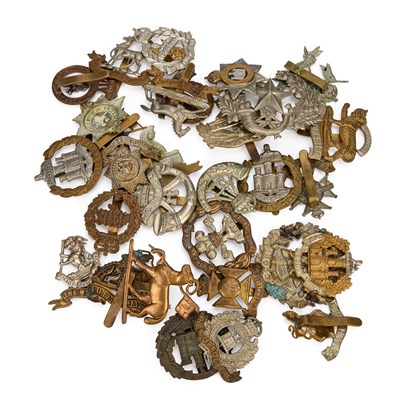 Lot 41 - A GROUP OF MILITARY CAP BADGES
