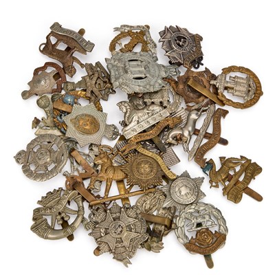 Lot 40 - A GROUP OF MILITARY CAP BADGES