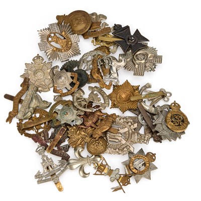 Lot 42 - A GROUP OF MILITARY CAP BADGES