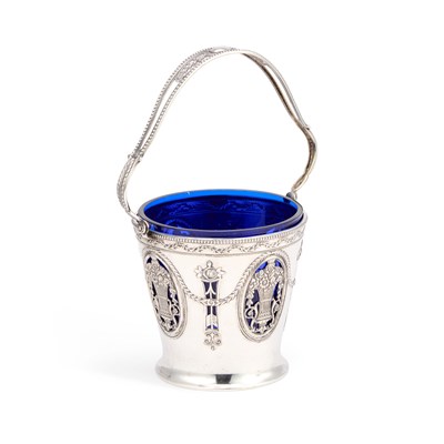 Lot 186 - A LARGE GERMAN SILVER BASKET
