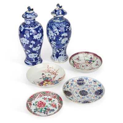 Lot 96 - A GROUP OF CHINESE PORCELAIN