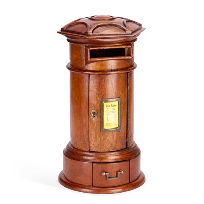 Lot 663 - A MAHOGANY PILLAR LETTER BOX