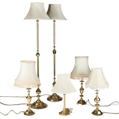 Lot 535 - A GROUP OF SIX BRASS LAMPS