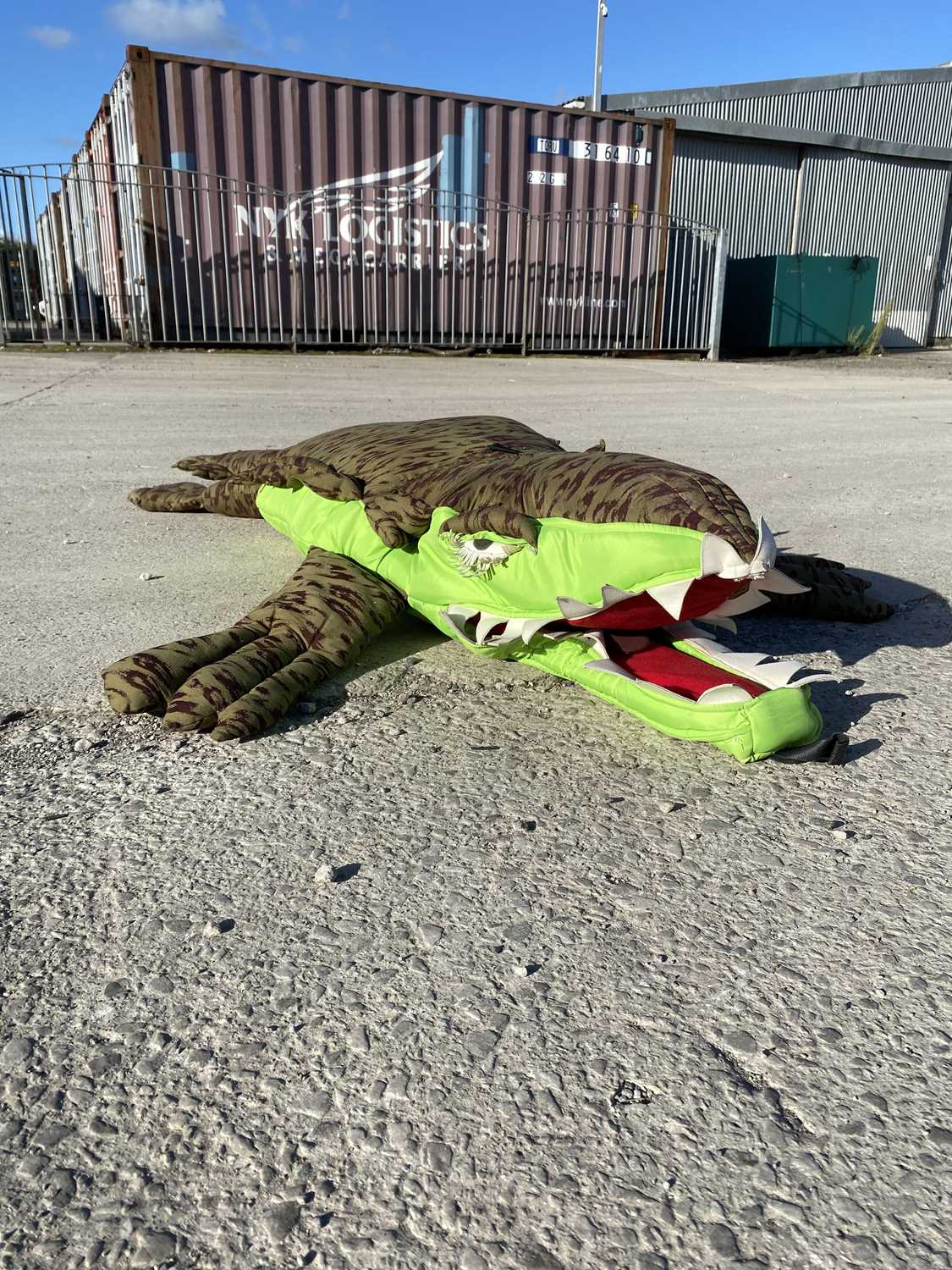 Lot 7 - PETER PAN CROCODILE