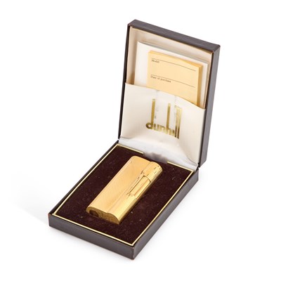 Lot 149 - A DUNHILL GOLD-PLATED POCKET LIGHTER