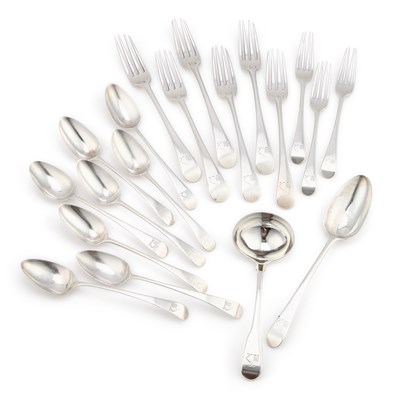 Lot 206 - A COLLECTION OF GEORGIAN SILVER FLATWARE