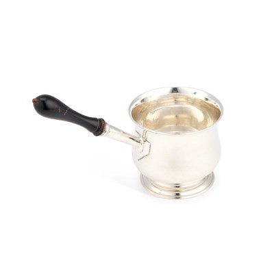Lot 337 - A GEORGE III SILVER BRANDY WARMER