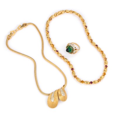 Lot 146 - A GROUP OF D'ORLAND GOLD TONE JEWELLERY