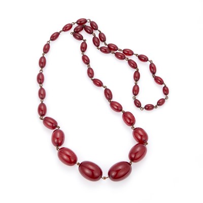 Lot 505 - A CHERRY BAKELITE BEAD NECKLACE