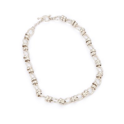 Lot 389 - A SILVER FANCY LINK CABLE CHAIN NECKLACE