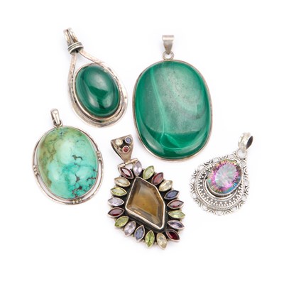 Lot 432 - A GROUP OF GEMSTONE-SET PENDANTS