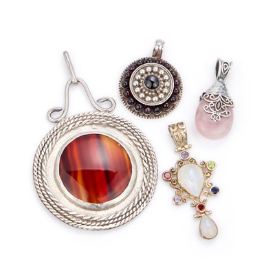 Lot 407 - A GROUP OF GEM-SET PENDANTS